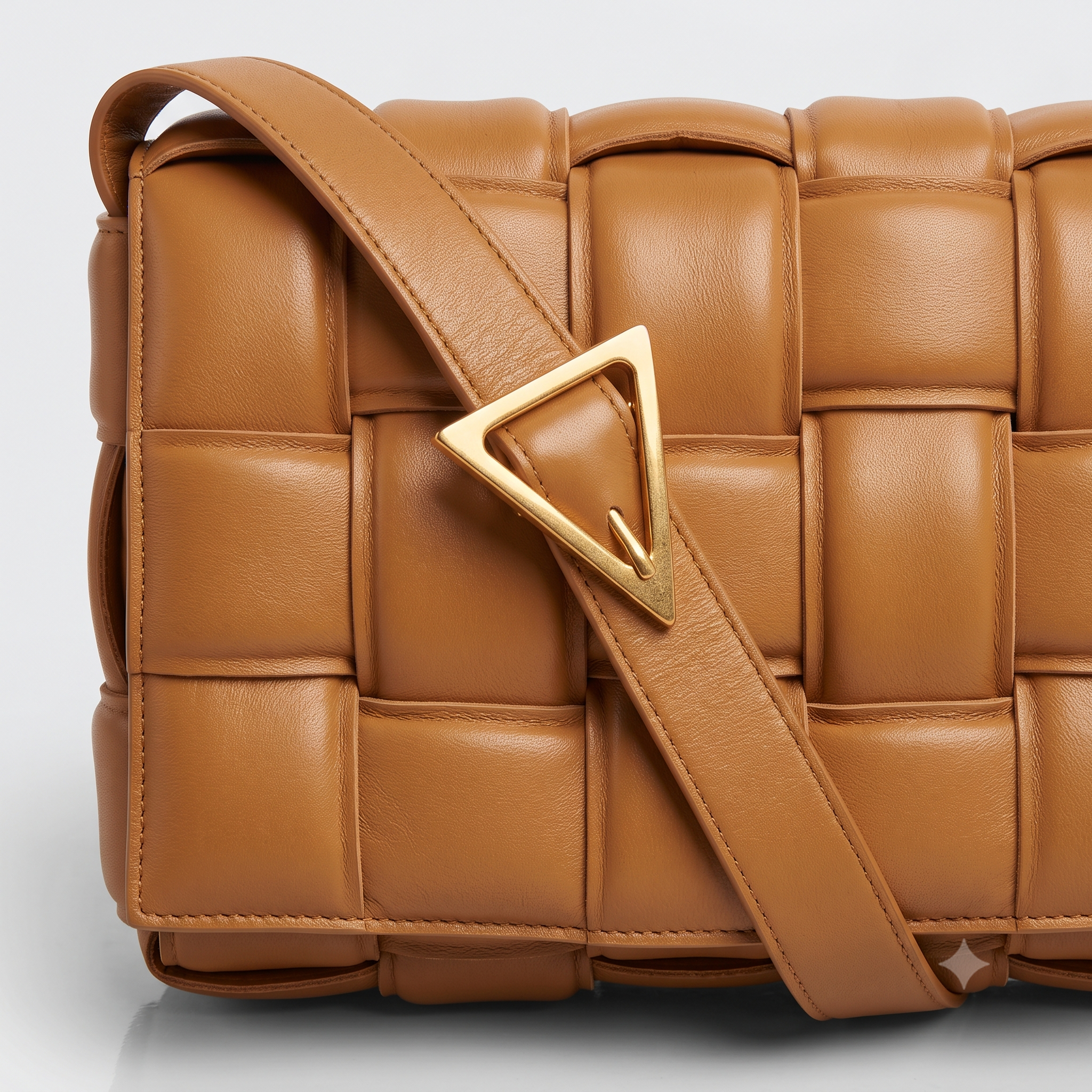 Pre-owned Bottega Veneta padded cassette crossbody bag in pristine condition